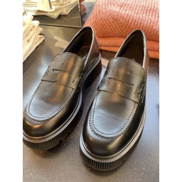 Wickan Loafers