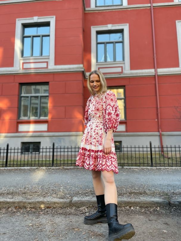 Broderie Anglaise Mini Dress – Red Flowers  - Image 2