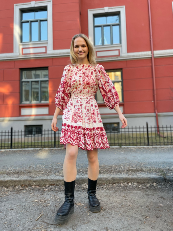 Broderie Anglaise Mini Dress – Red Flowers  - Image 4