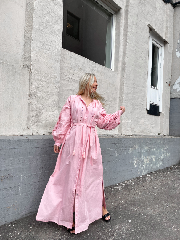 Delphine Maxi Dress - Light Pink  - Image 3