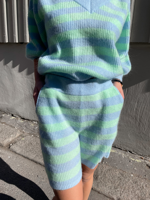 Lomvi Shorts - Aqua Stripes  - Image 7