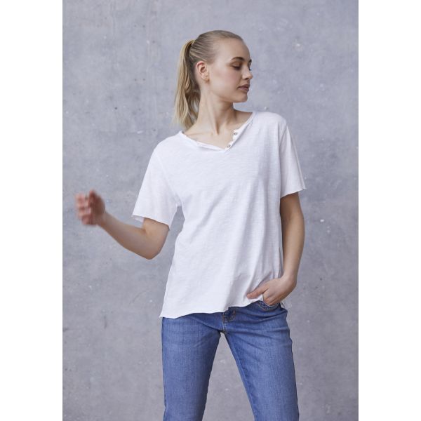 Kiva White T-Shirt