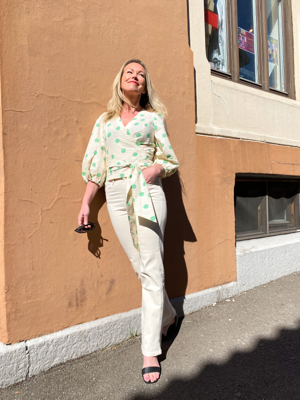 Gro Wrap Blouse - Brazilian Sand  - Image 3