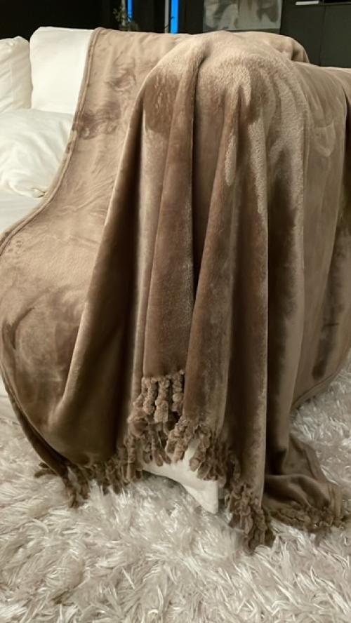 Throw Cozy Pledd Taupe