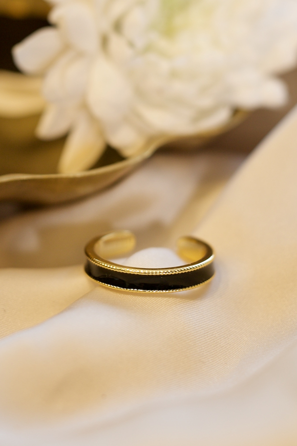 Celestina ring - black