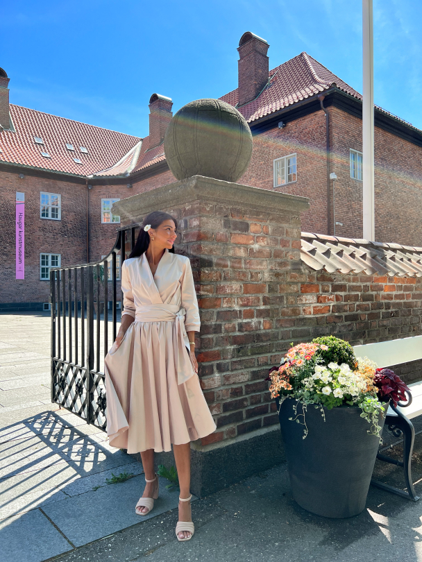 Jackie dress - Pearl - Image 10