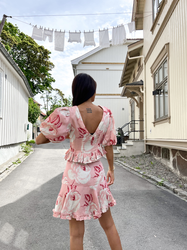 Bubble Satin Skirt - Vintage Rose  - Image 5