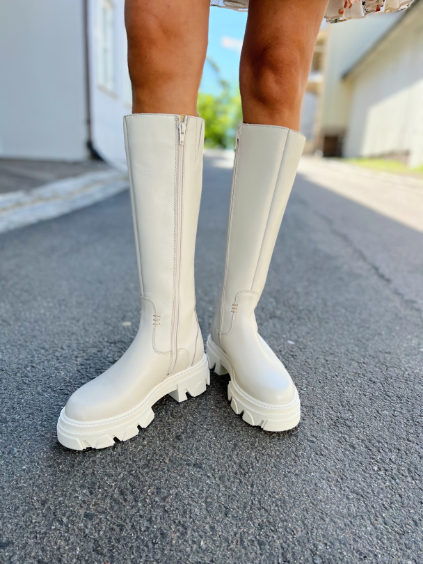 Gabriella - OffWhite  - Image 1