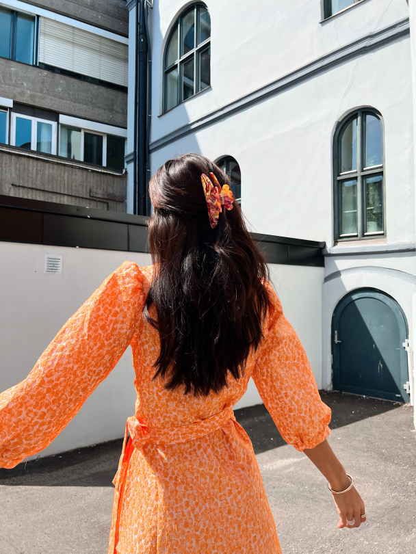 Julia - Siv 3/4 Short Dress - Iceland Poppy - Image 4