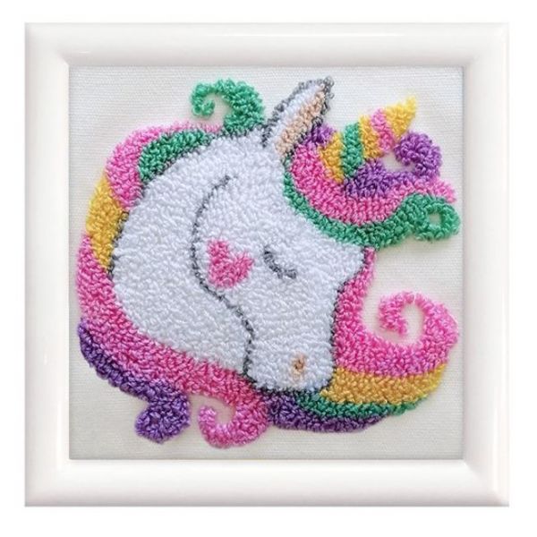 Ladybird Punch Broderisett – Unicorn Dream