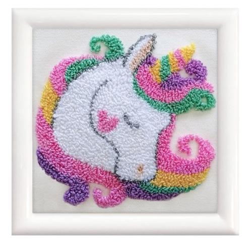 Ladybird Punch Broderisett – Unicorn Dream