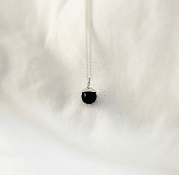 Clown Kjede, Midi med onyx