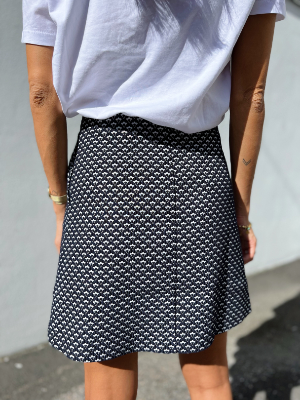 Ryo Short Skirt - Black  - Image 3
