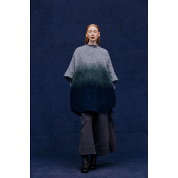 GRADED MOHAIR PONCHO