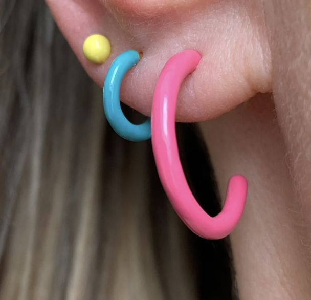 Color Hoops Medium Pair Enamel - Pink  - Image 3