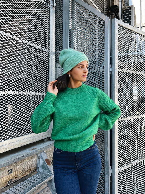 Brookline Knit O-Neck - Green Tambourine - Image 5
