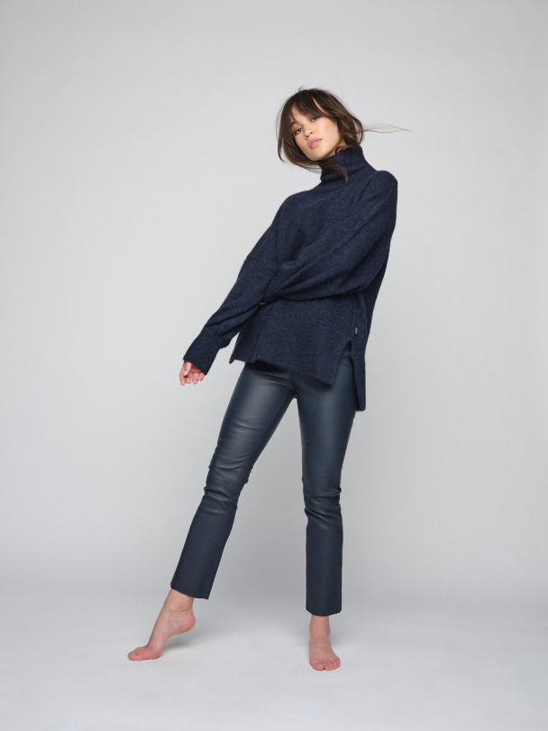 ELLA&IL Luni Alpaca Sweater - Image 2