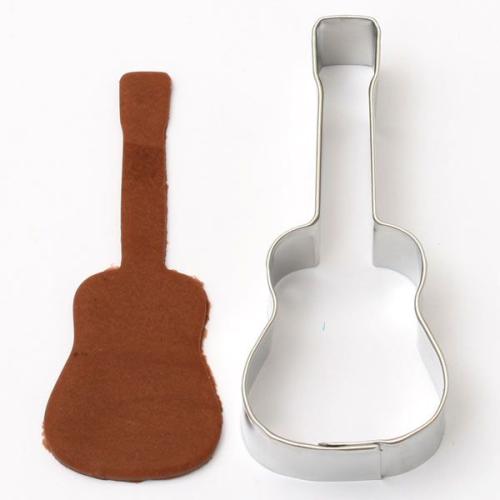 Utstikker musikk GITAR 8x3,7 cm