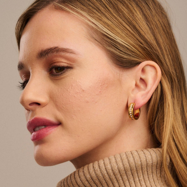 ORELIA Crystal Inlay Mid Hoops - Image 2