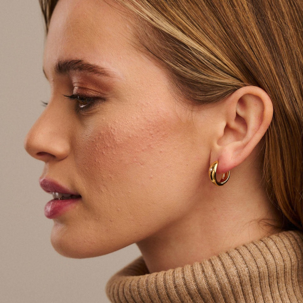 ORELIA Domed Pearl Starburst Hoop - Image 2