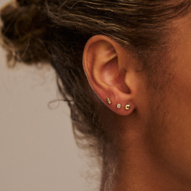 ORELIA Molten & Crystal Stud - Image 2