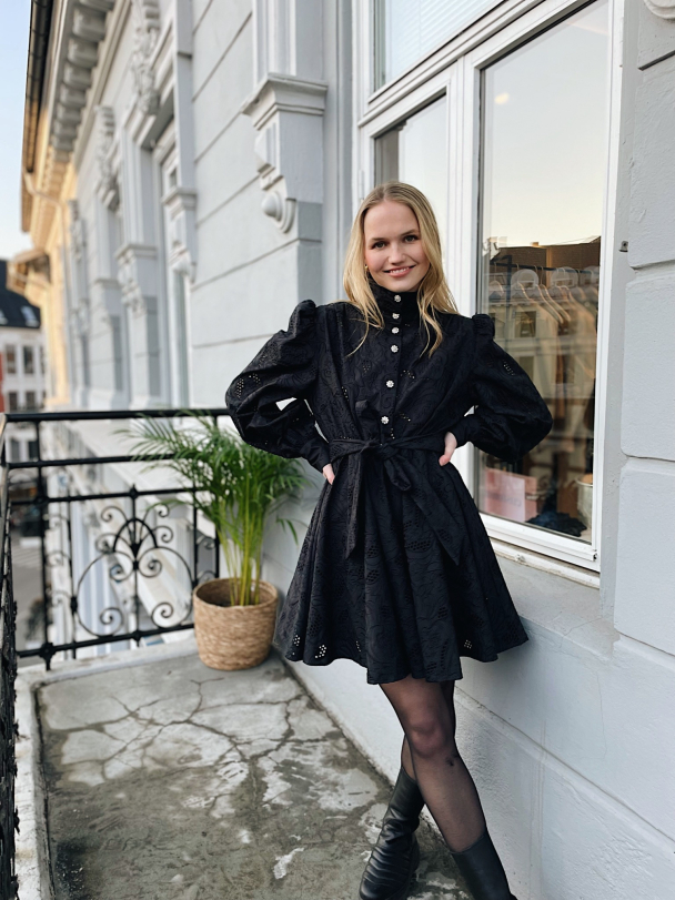Linnea - Anthracite Black  - Image 2