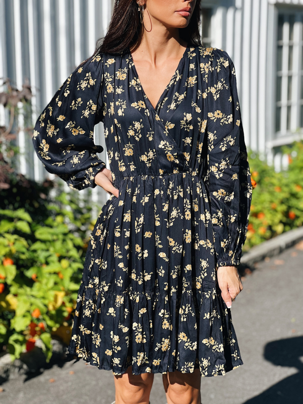 Ingrid Dress - Vintage Bloom  - Image 1
