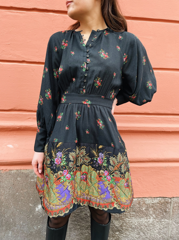 Vintage Mini Dress - Image 4