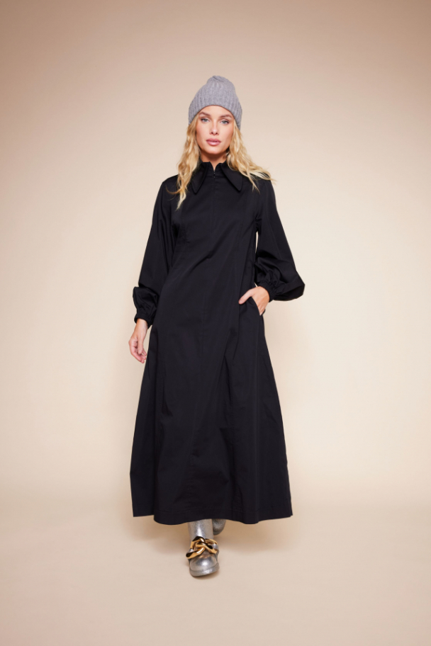 LINE OF OSLO Daily Solid Dress - Image 3