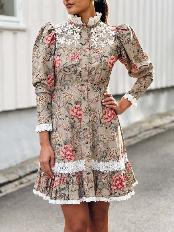 Winter cotton Button Down - Faded Flowers - Image 1