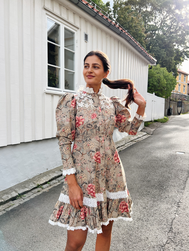 Winter cotton Button Down - Faded Flowers - Image 5