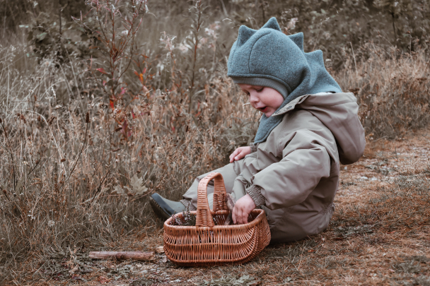 HUTTEliHUT | Dino Balaclava Wool - Agave - Image 3