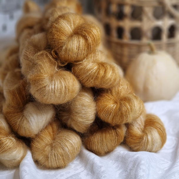 H/S Silk Mohair  - Rustholk