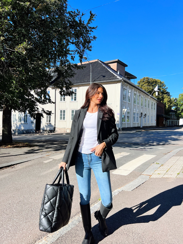 Eliana Blazer - Black  - Image 10