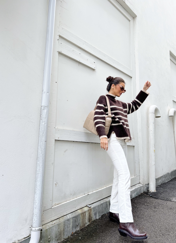 Ovalis Knit T-Neck - Delicioso - Image 10