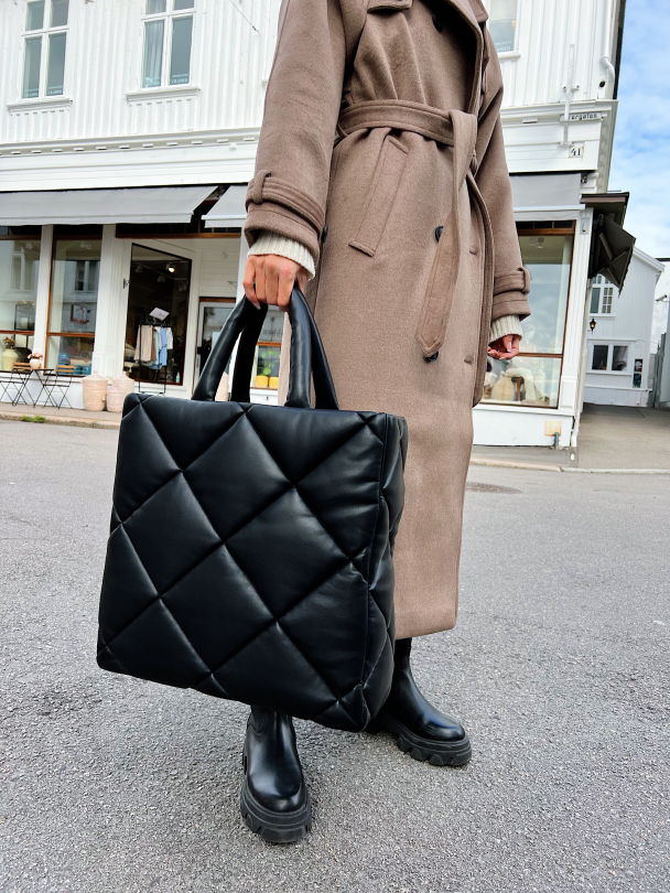 Assante Diamond Bag ll - Black  - Image 1