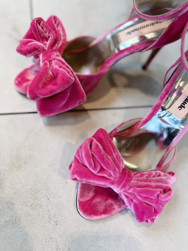 Marita Velvet - Fuchsia Pink  - Image 4