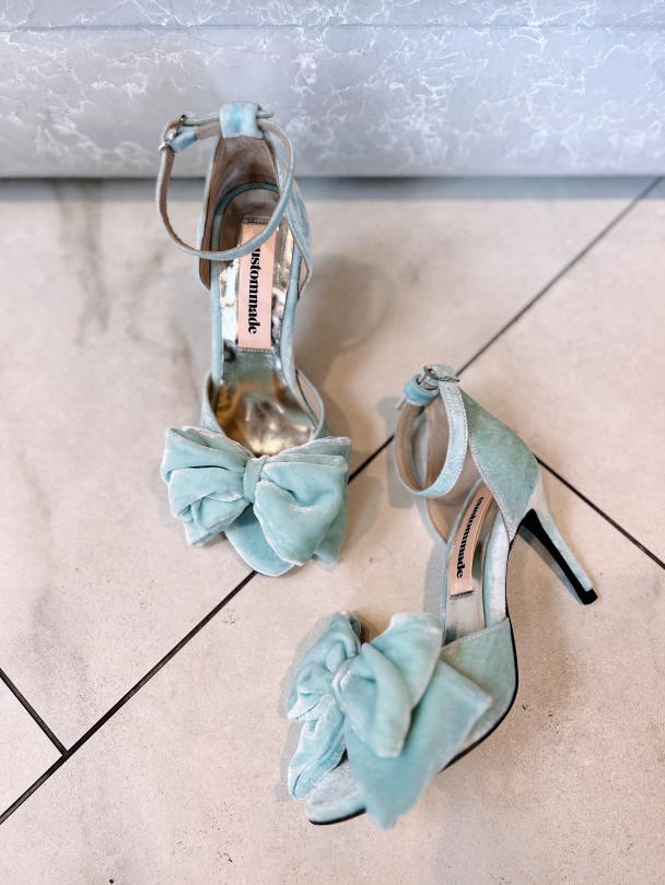 Marita Velvet - Bay  - Image 1