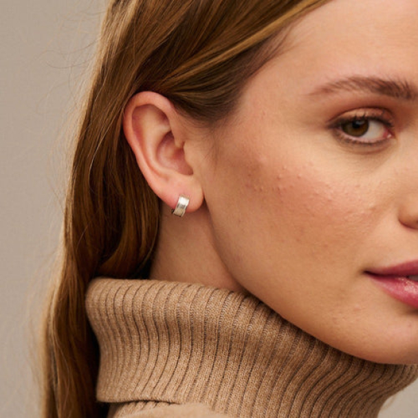 ORELIA Inlay Hoops - Image 2