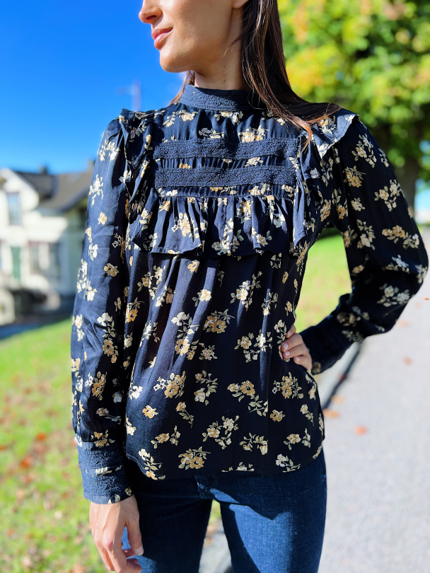 Eloise Blouse - Vintage Bloom  - Image 4