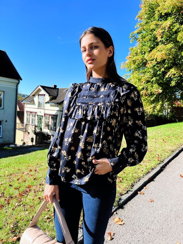 Eloise Blouse - Vintage Bloom  - Image 6