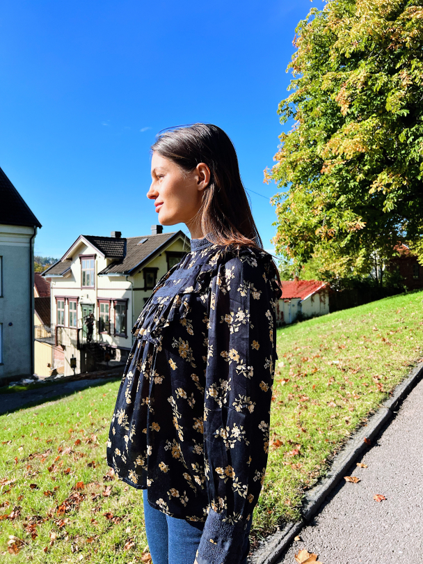Eloise Blouse - Vintage Bloom  - Image 7