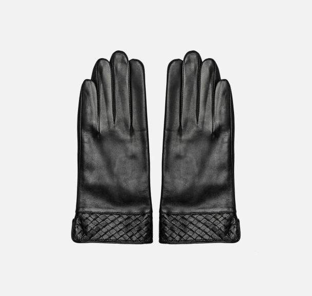 Kana - Black  - Image 1