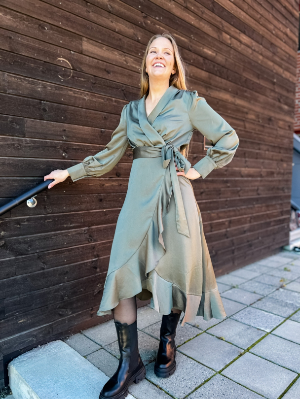 LOVE LOLITA Iza Maxi Dress - Image 1