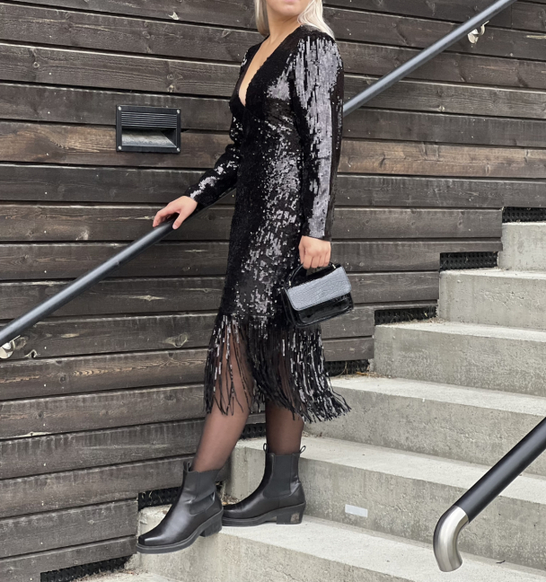 Y.A.S Flapper 7/8 Sequin Dress - Image 1