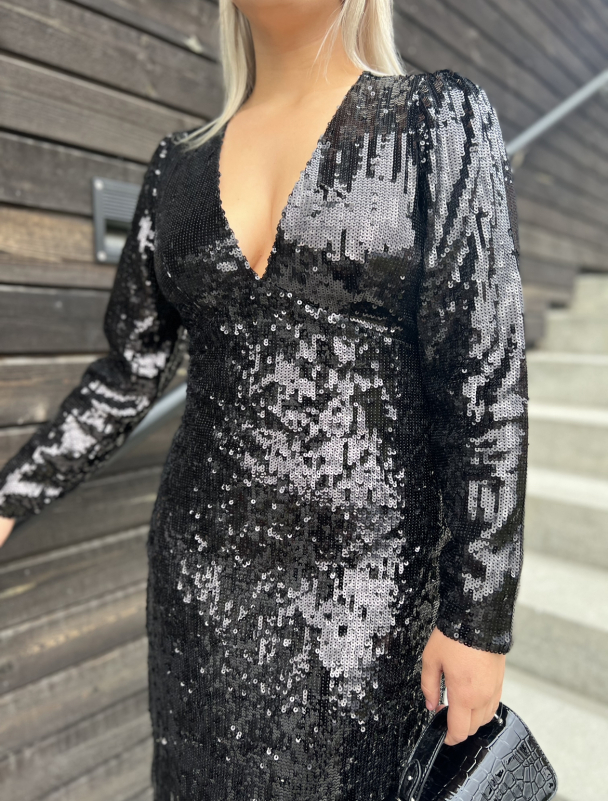 Y.A.S Flapper 7/8 Sequin Dress - Image 5