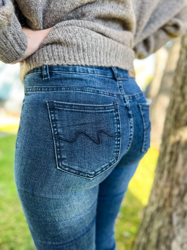 MILK ATELIER Farrah Jeans - Image 3