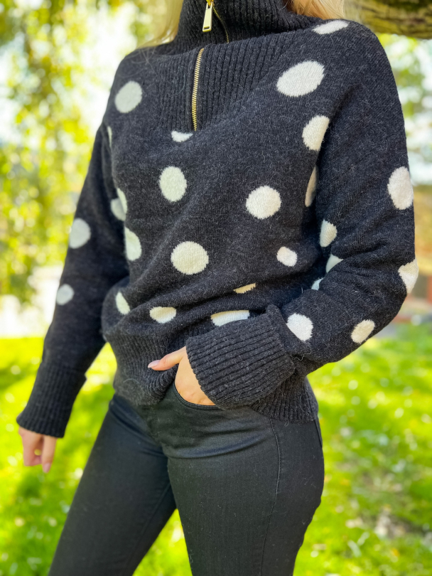 BENEDICTHE BY GOMAYE Knit - Image 2