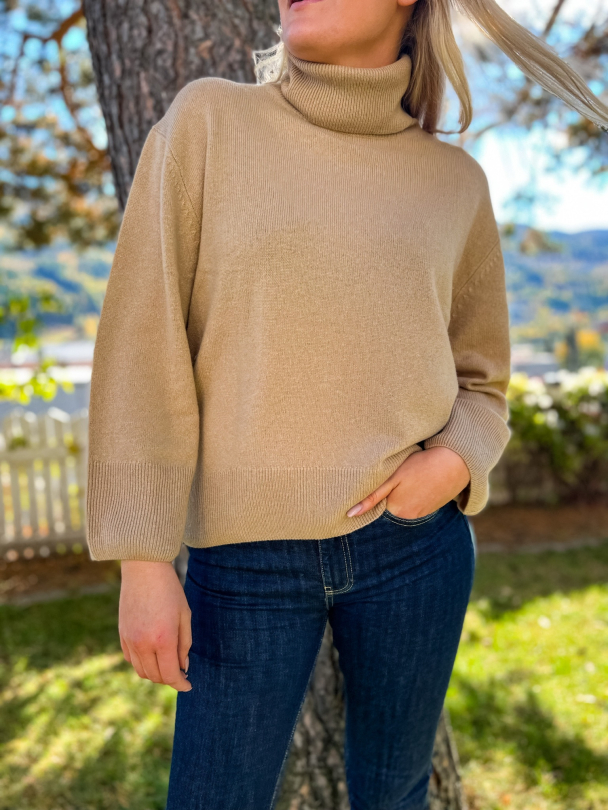 LINE OF OSLO Katy Solid Sweater - Image 3