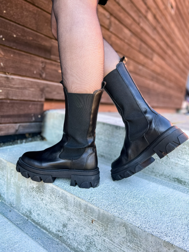 PAVEMENT Ina  - Image 4